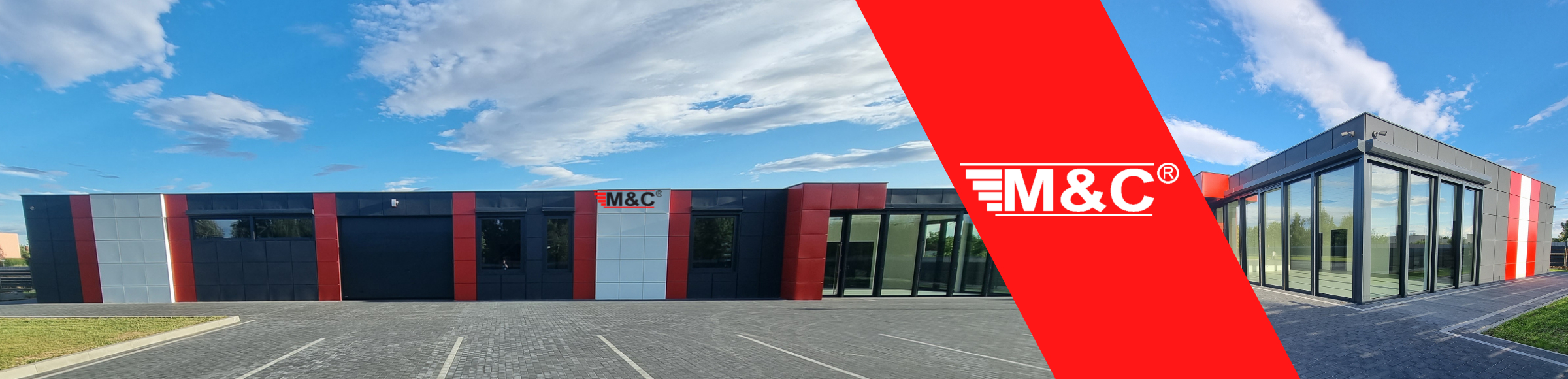 Showroom i nowoczesna hala ModernBHP — odzież medyczna